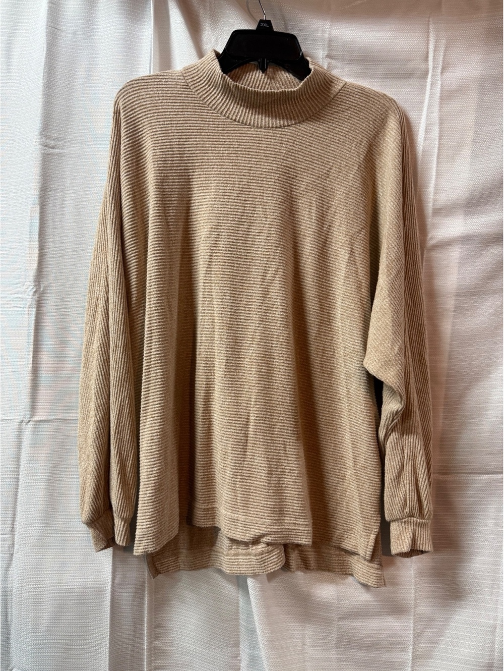 Banana Republic Beige Ribbed Pullover Sweater Size L